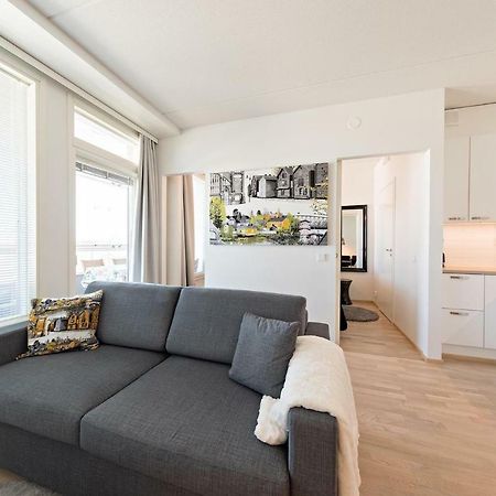 Penthouse In Oulu Apartment Екстериор снимка