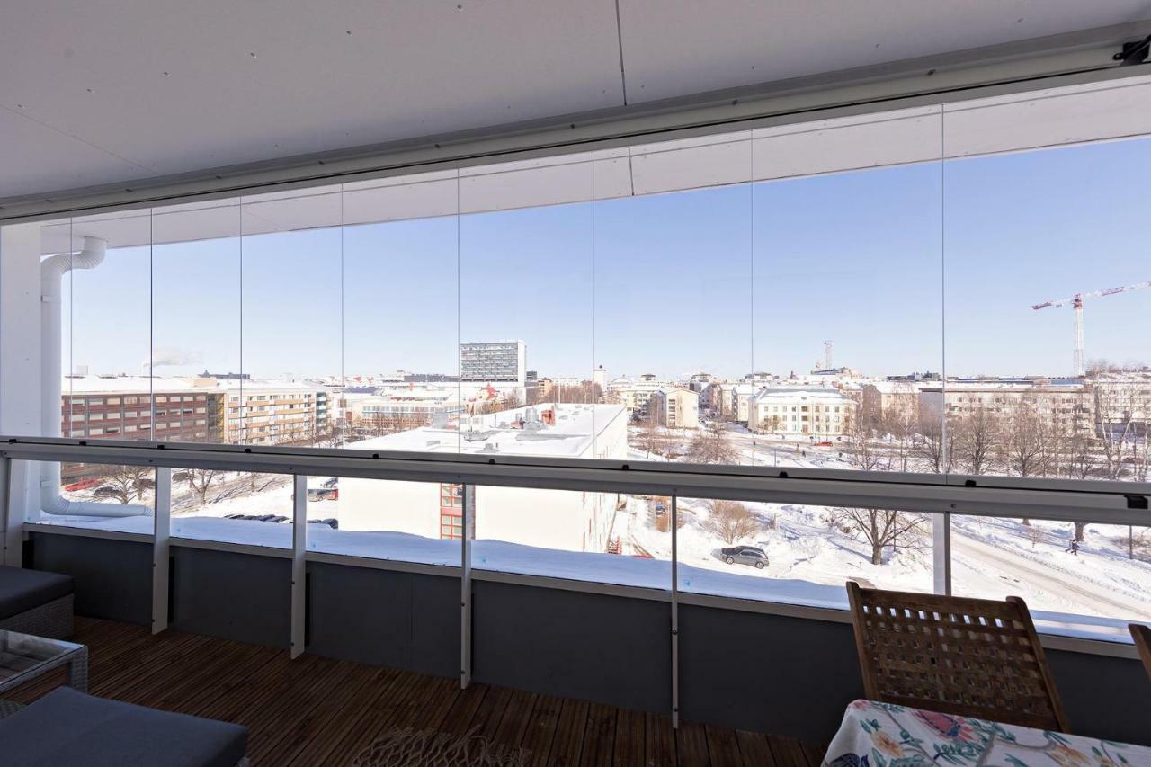 Penthouse In Oulu Apartment Екстериор снимка