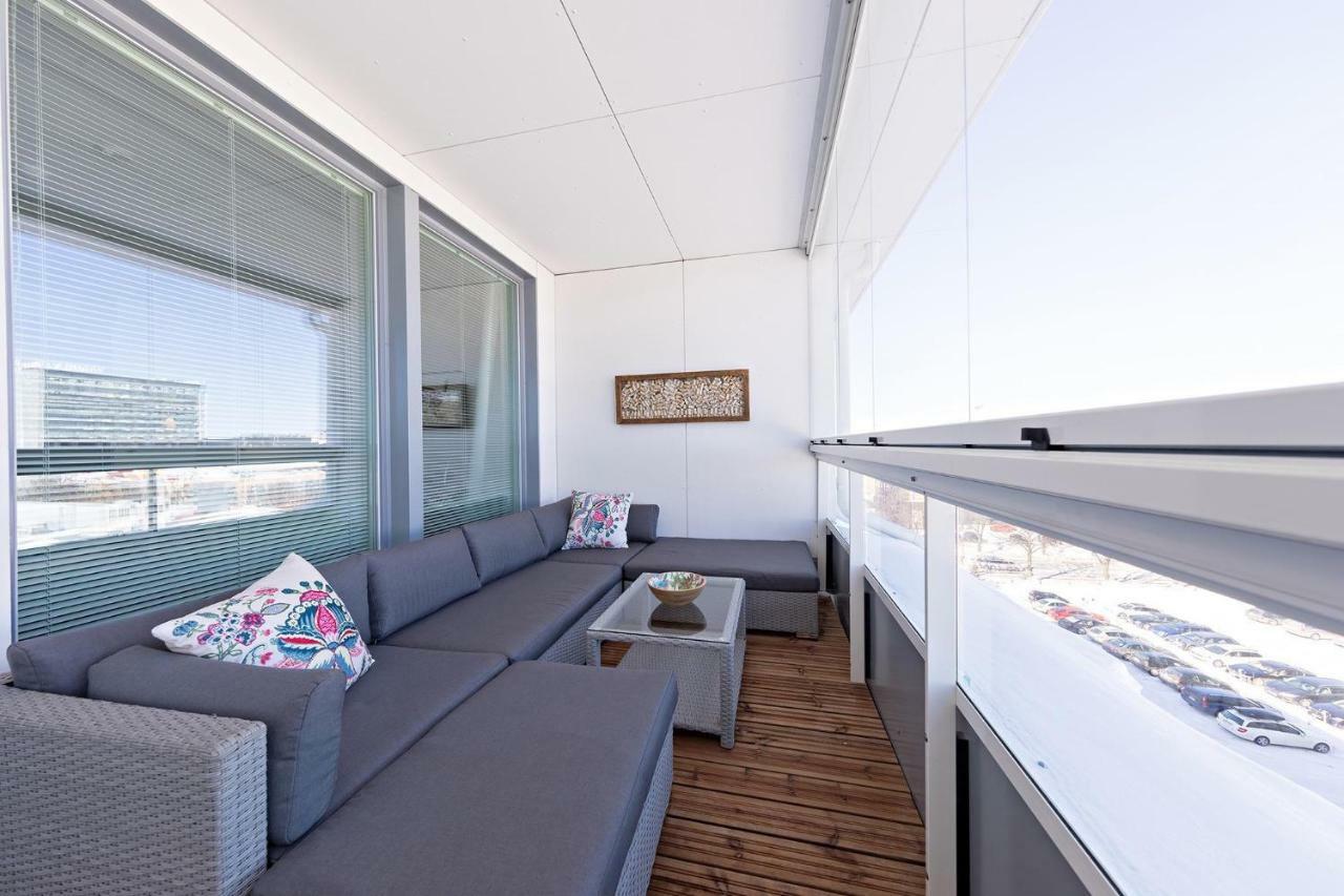 Penthouse In Oulu Apartment Екстериор снимка